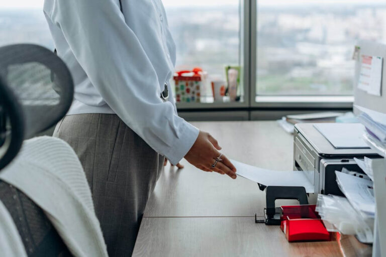How Faxing Software Platforms Streamline Communication Processes?