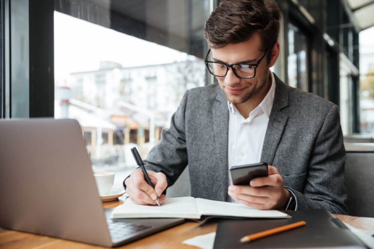 4 Key Differences Between The CFA And CPA Credentials 4 Key Differences Between The CFA And CPA Credentials